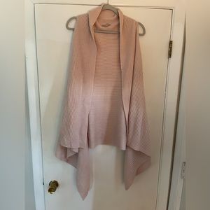 Women’s sleeveless cardigan